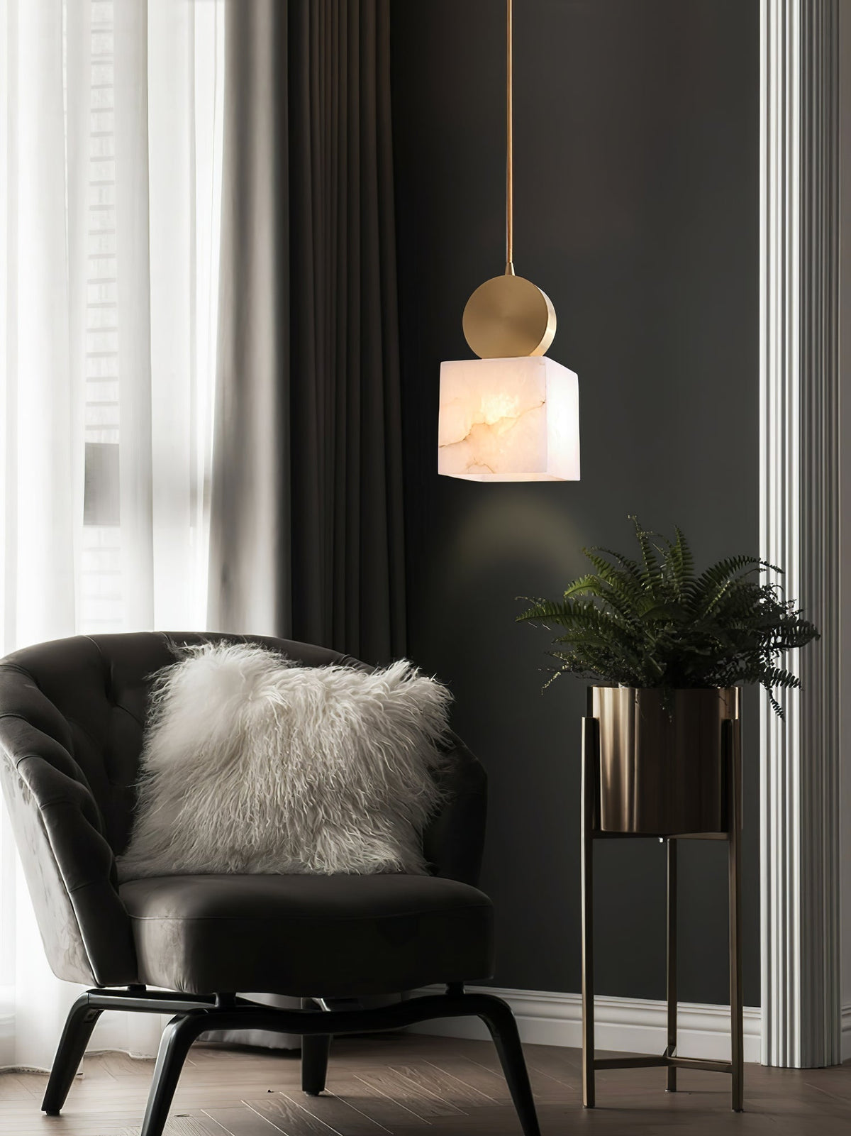 Salen lampa wisząca z alabastrem i miedzią