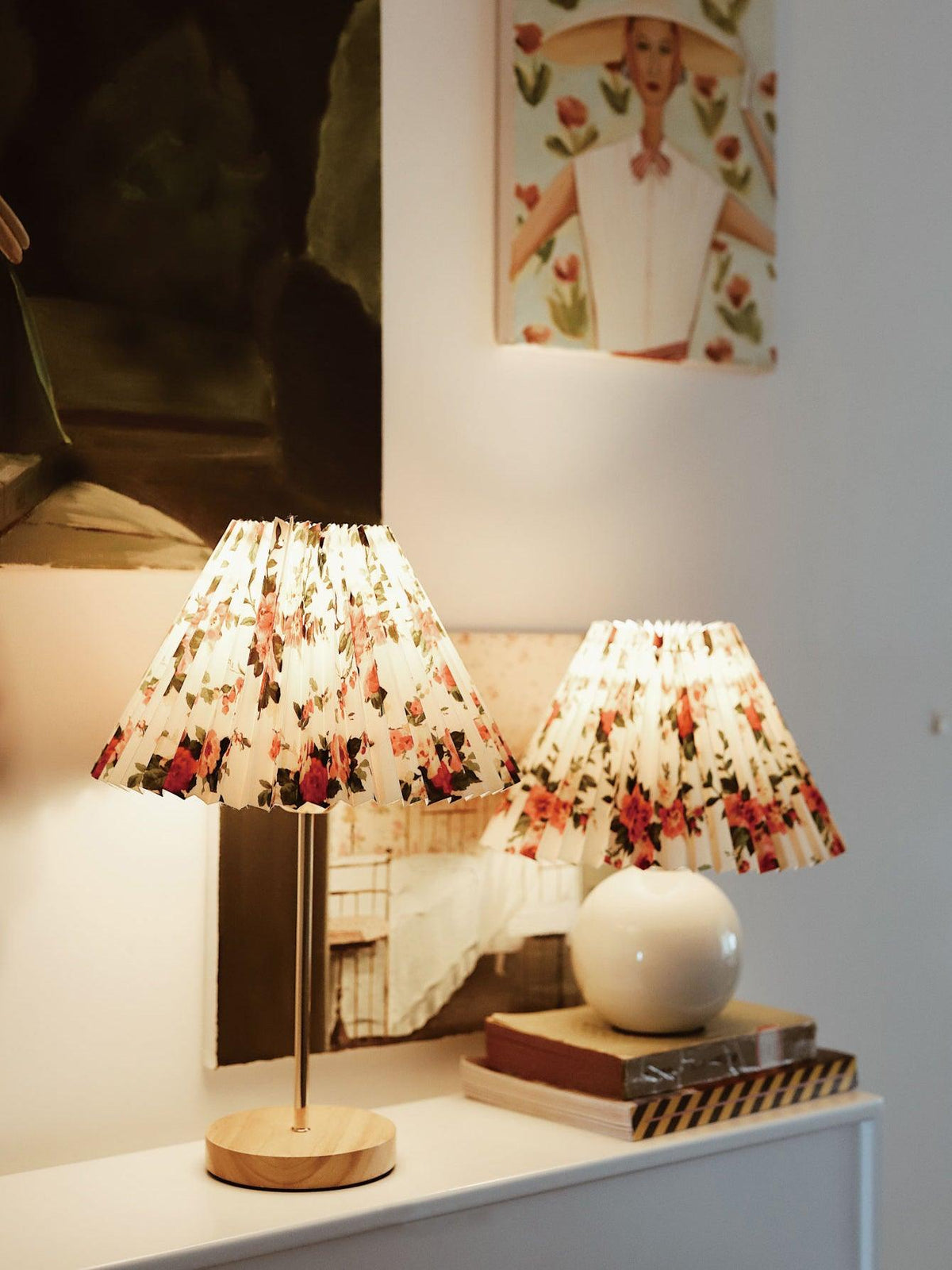 Zevelyra lampa stołowa z płótna