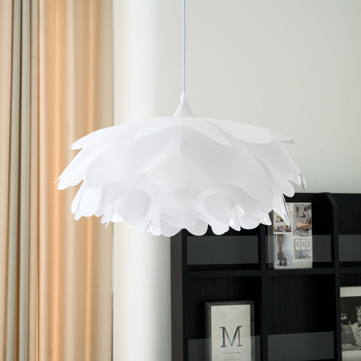 Niv wisząca lampa z motywem kwiatowym
