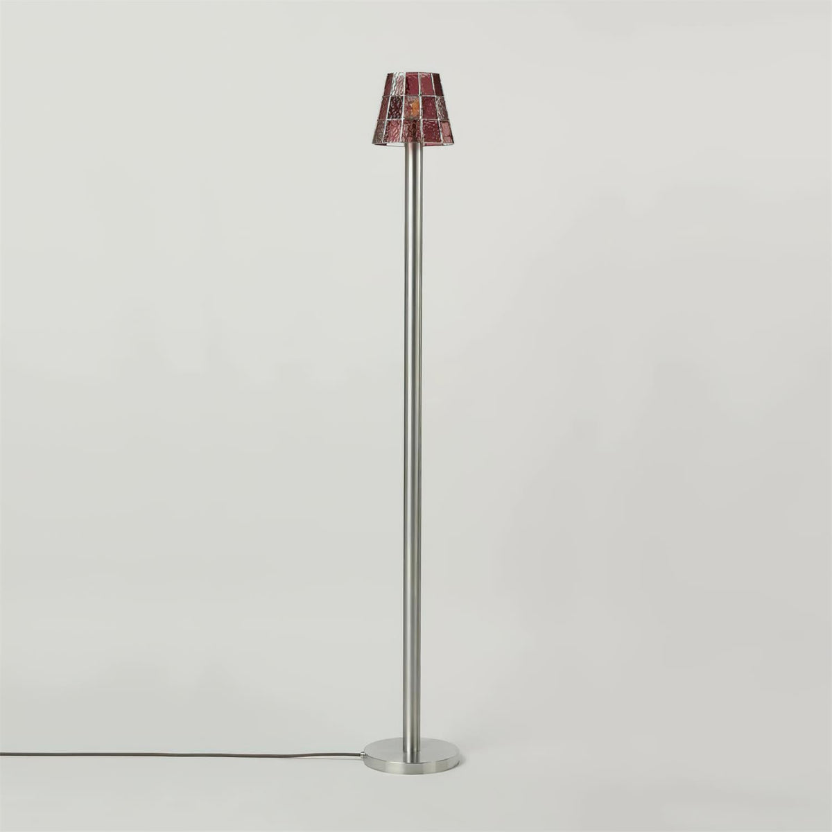 Stark lampa stojąca