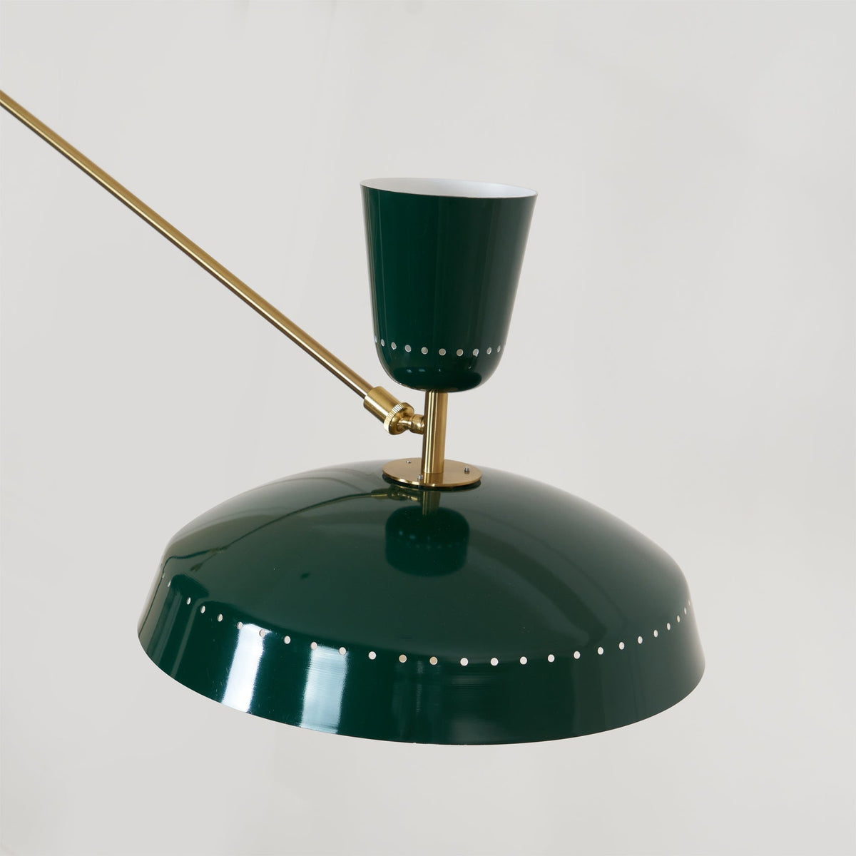 Celeste minimalistyczna lampa stojąca z miedzi