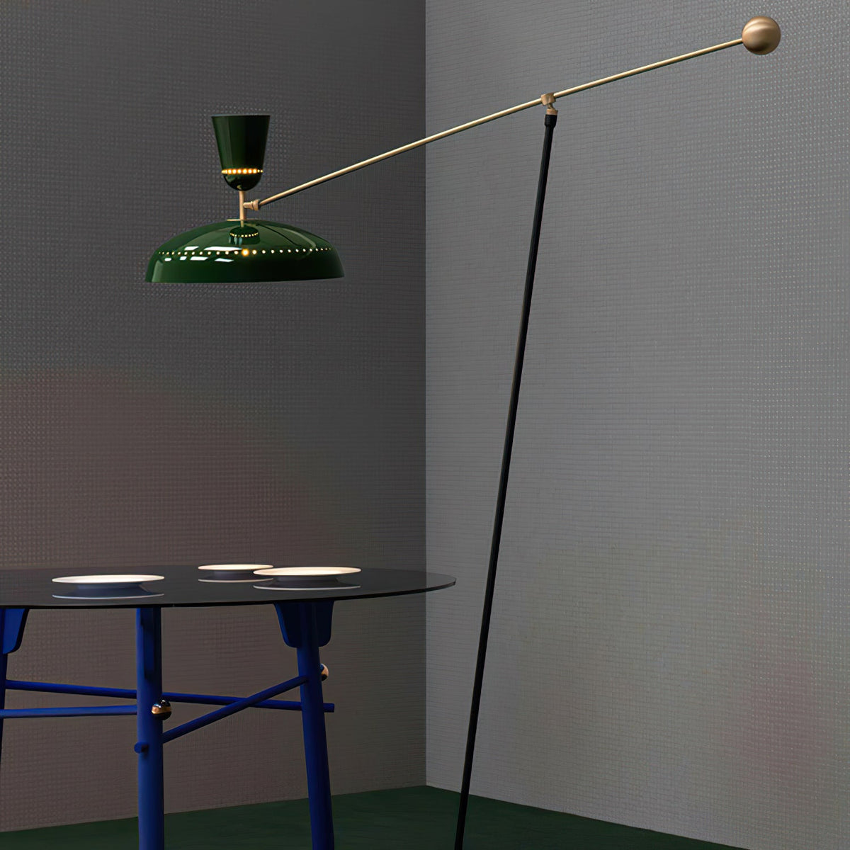 Celeste minimalistyczna lampa stojąca z miedzi