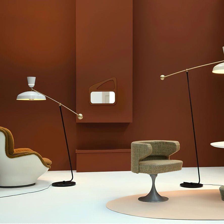 Celeste minimalistyczna lampa stojąca z miedzi