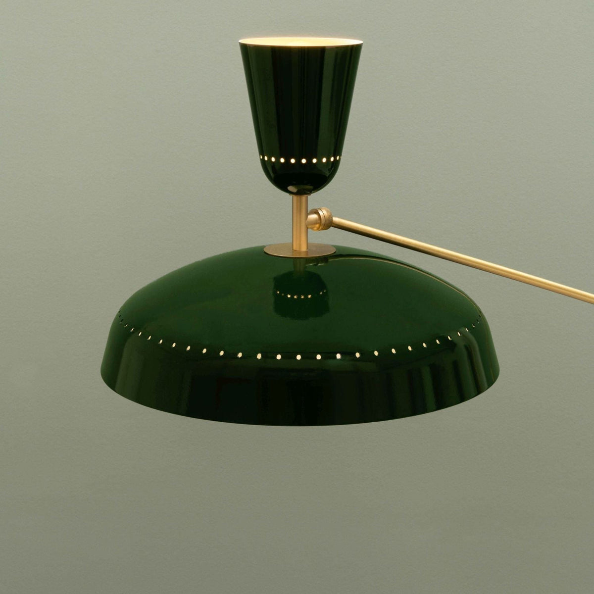 Celeste minimalistyczna lampa stojąca z miedzi