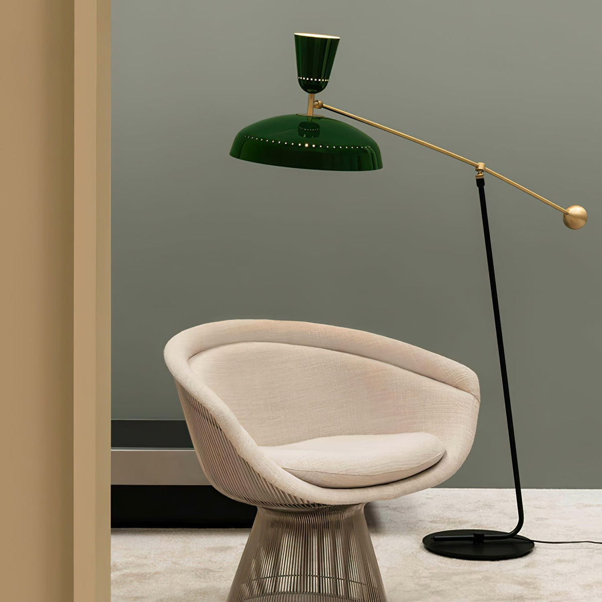 Celeste minimalistyczna lampa stojąca z miedzi