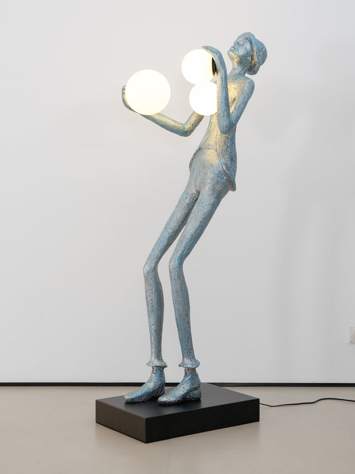 Seloia Gentleman Sculpture lampa stojąca