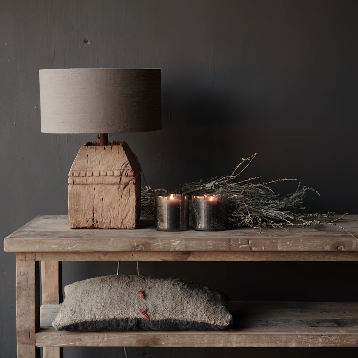 Velelelle lampa stołowa