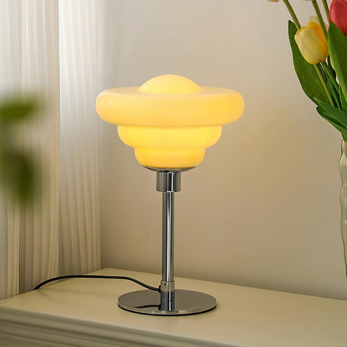 Lampa stołowa Oreloaine ze szkła