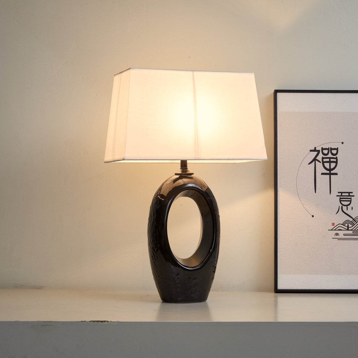 Vesperon lampa stołowa ceramiczna o owalnym kształcie