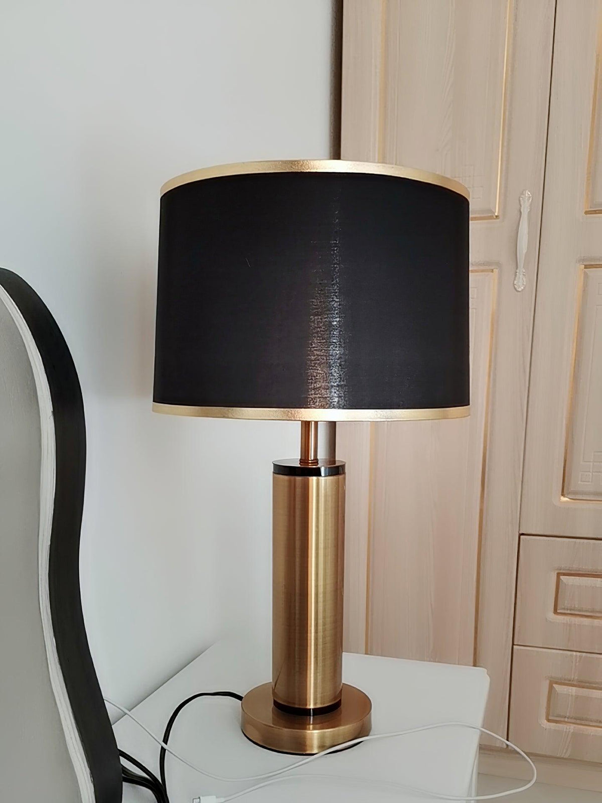 Cur nowoczesna lampa stołowa