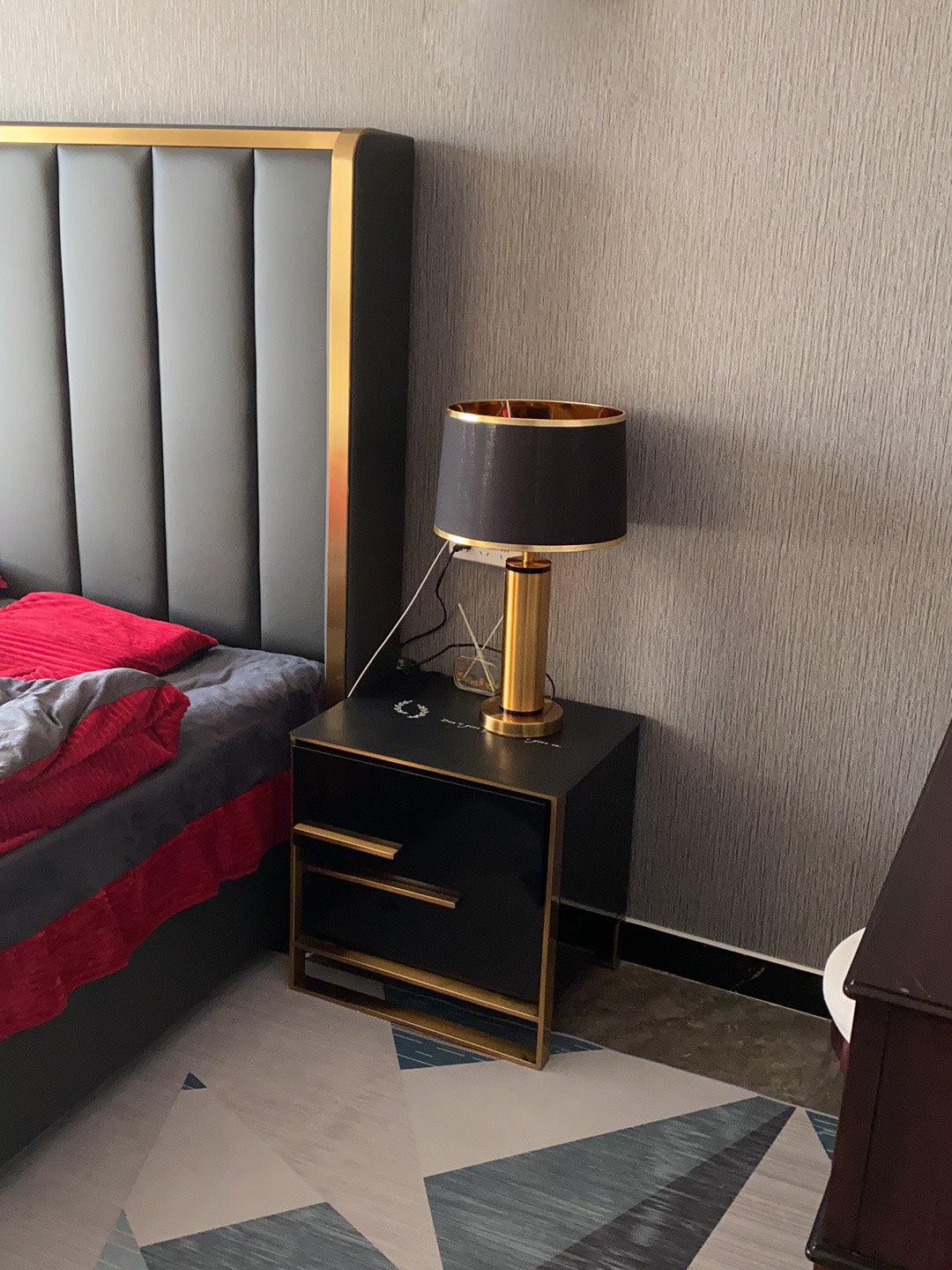 Cur nowoczesna lampa stołowa