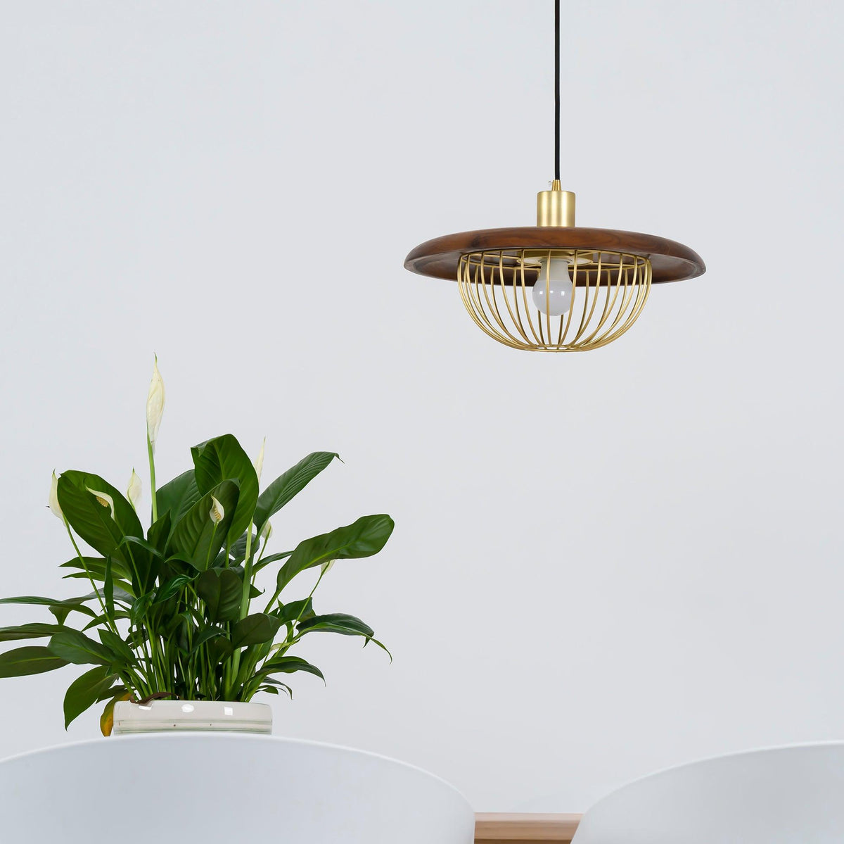 Rinoira lampa wisząca w stylu retro vintage z drewna