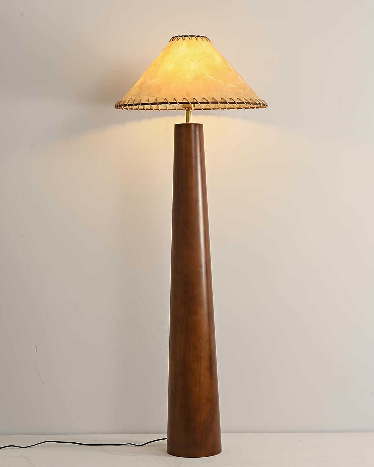 Lampa stojąca Cedar