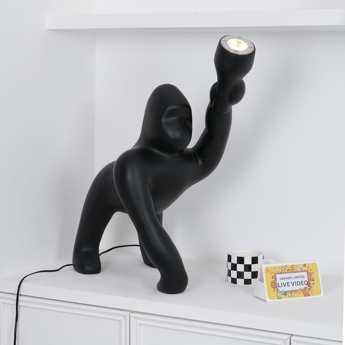 Gorilla zewnętrzna lampa stojąca