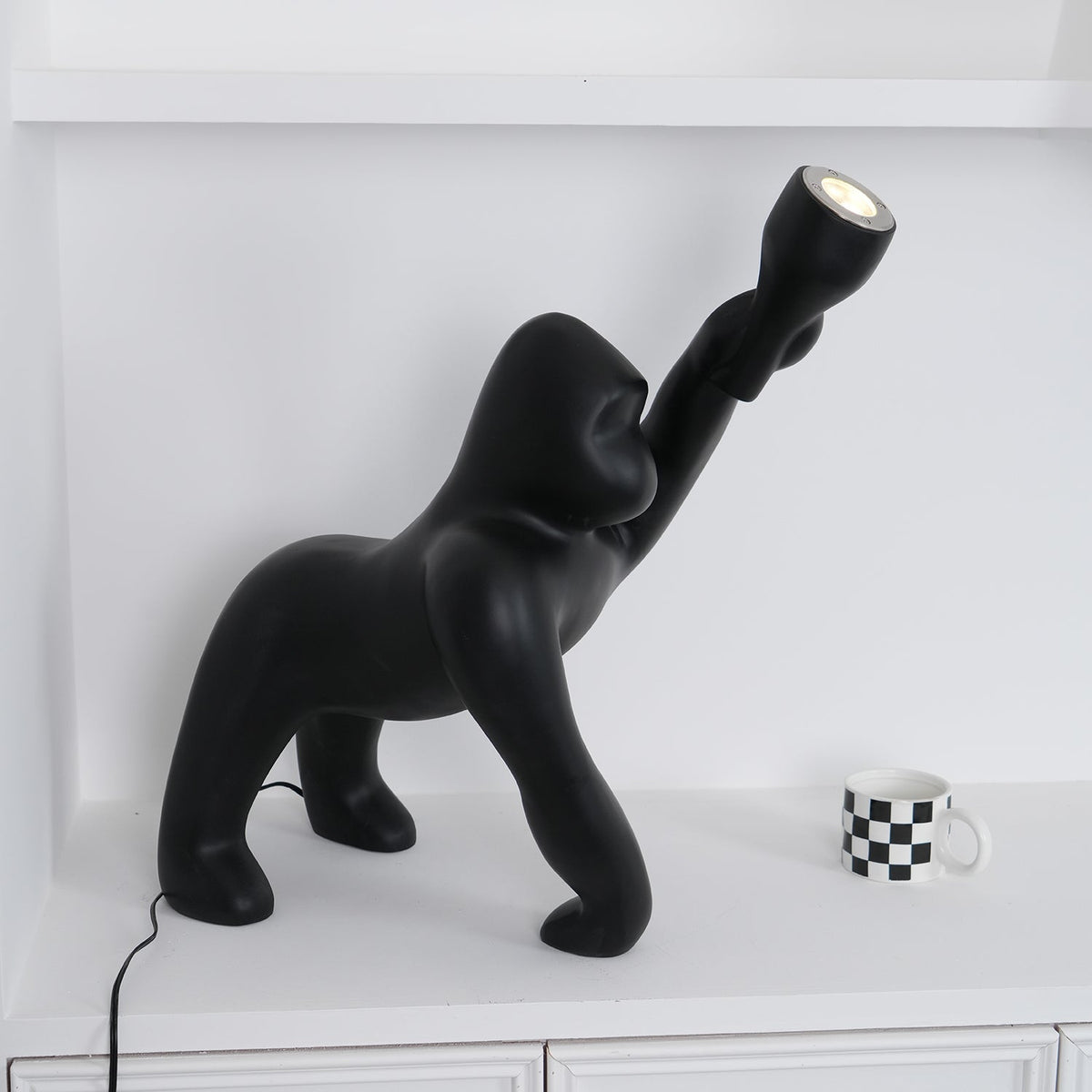 Gorilla zewnętrzna lampa stojąca