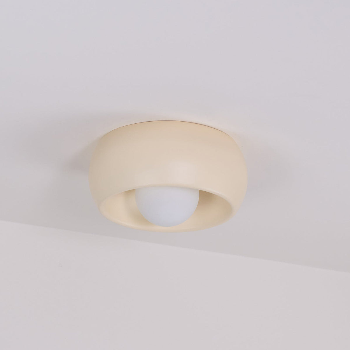 Ligna lampa sufitowa