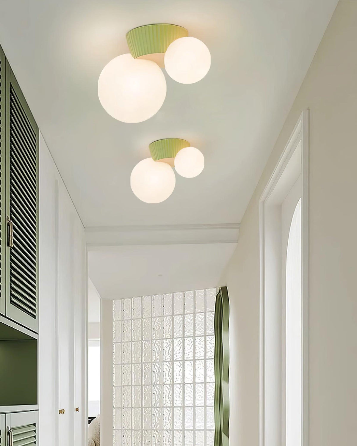 Tovae lampa sufitowa Playful Asymmetry ze szkła