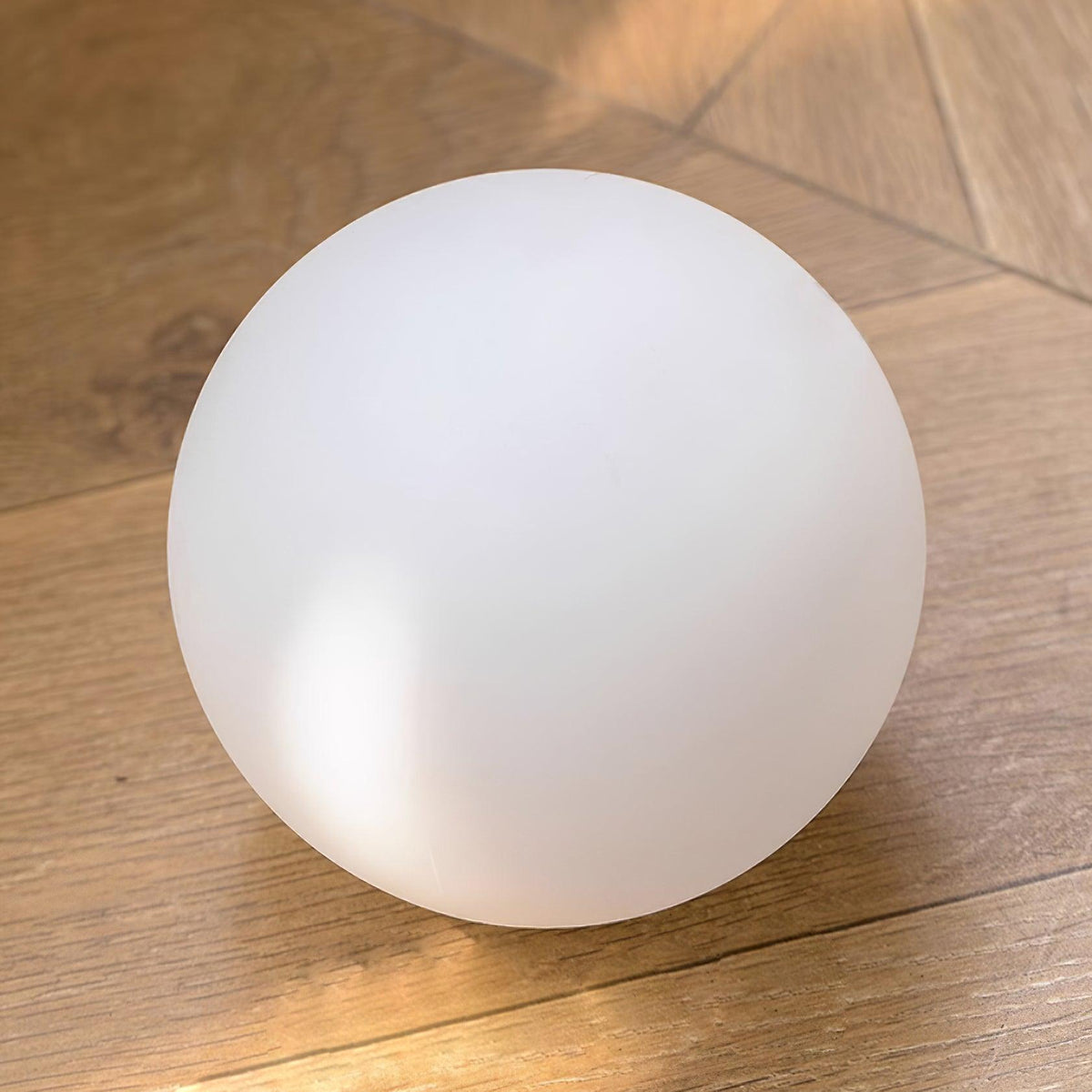 Tovae lampa sufitowa Playful Asymmetry ze szkła