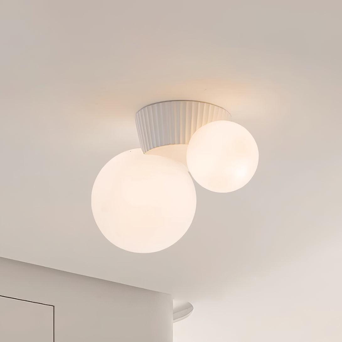 Tovae lampa sufitowa Playful Asymmetry ze szkła