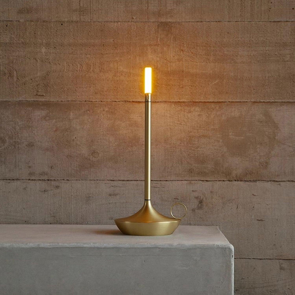 Lampa stołowa Latin