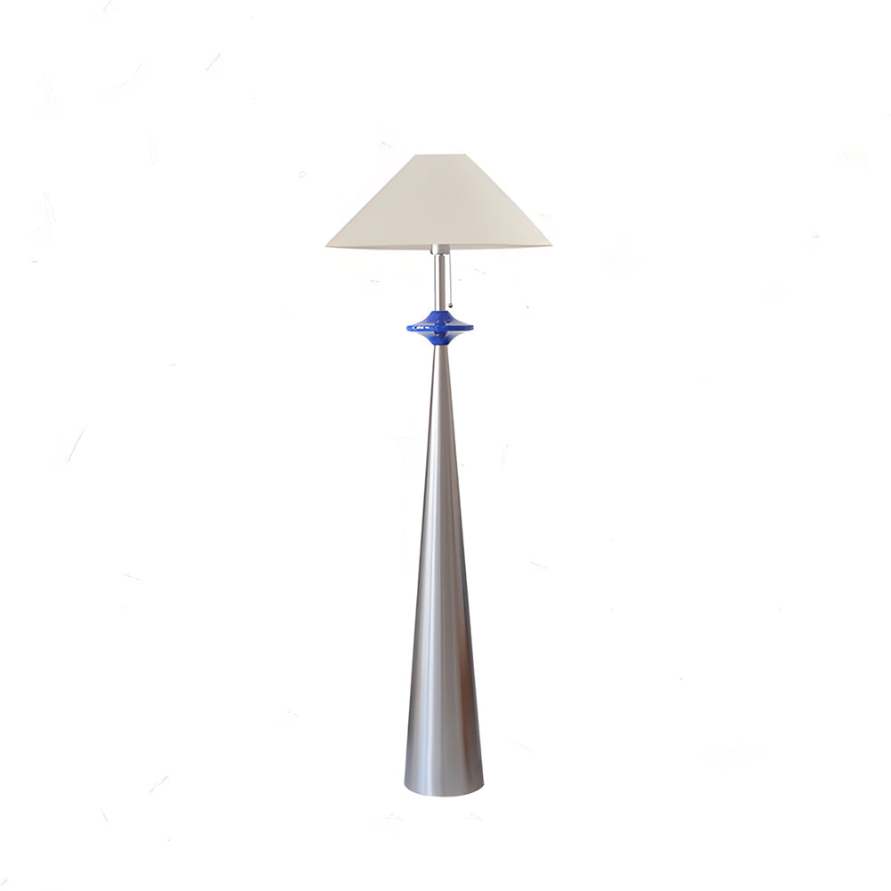 Teriirina zewnętrzna lampa stojąca