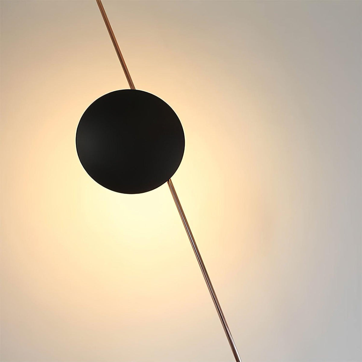 Axial Ray rzeźbiarska lampa stojąca