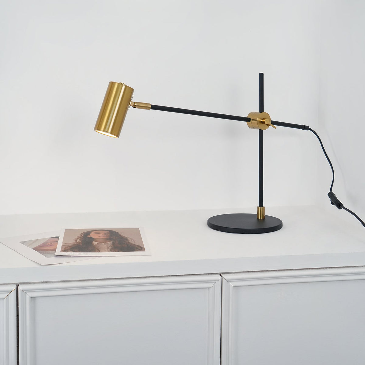 Suvior lampa stołowa