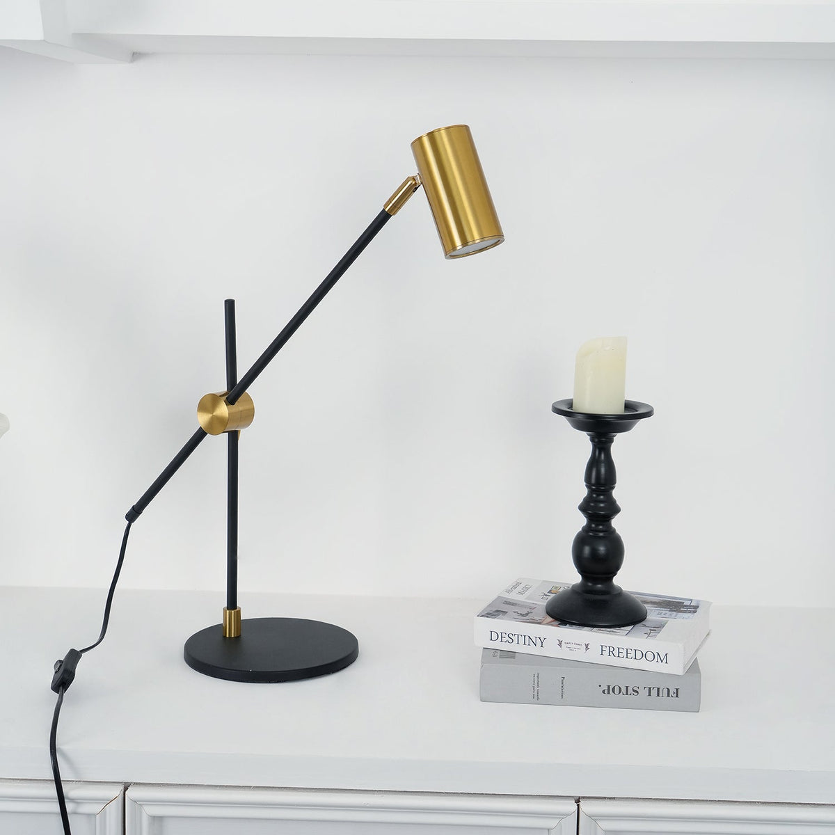 Suvior lampa stołowa