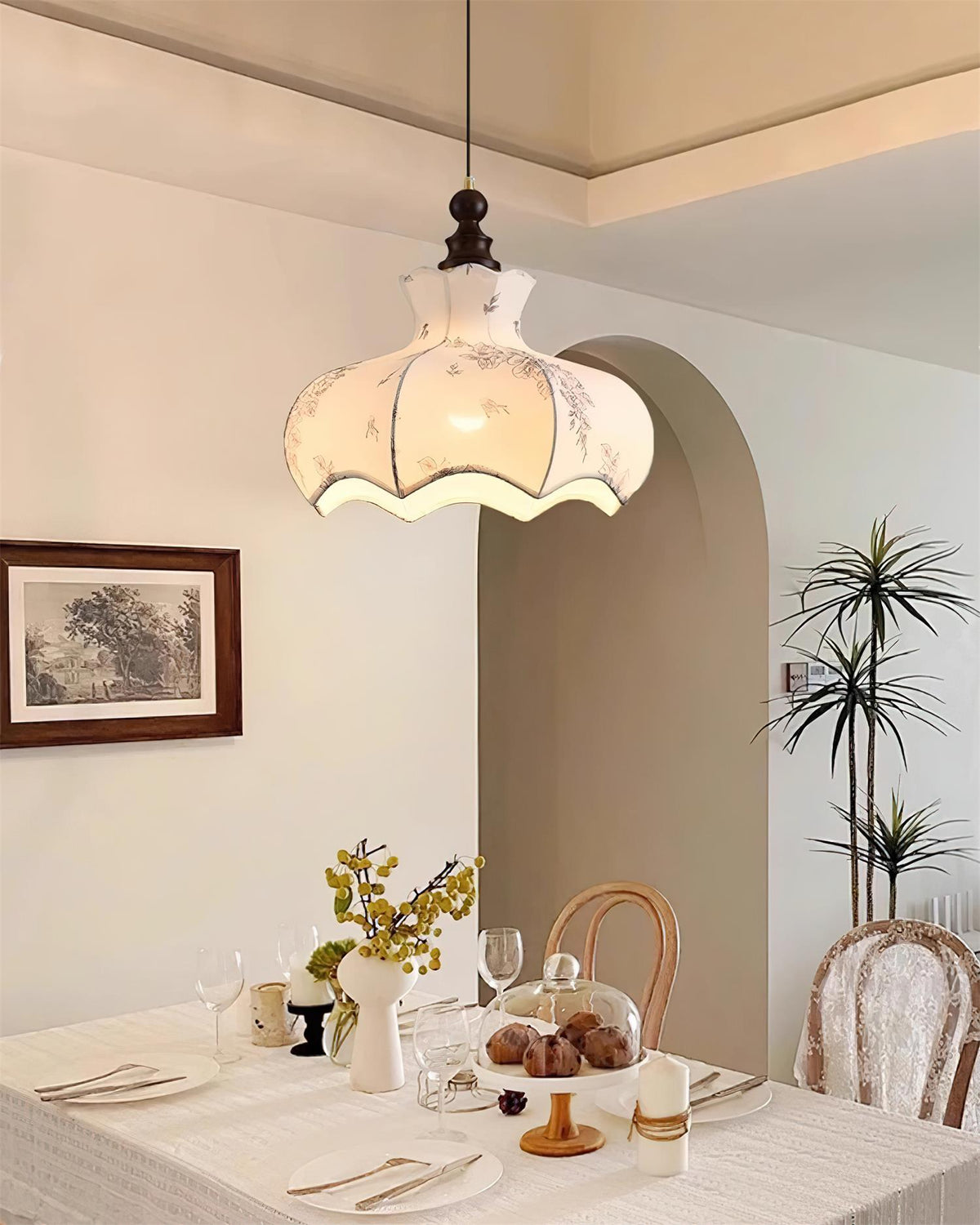 Lampa wisząca z płótna w stylu vintage z motywem kwiatowym