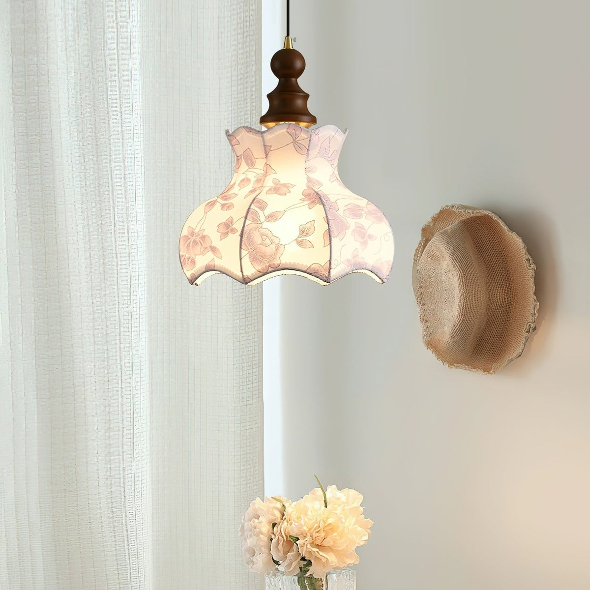 Lampa wisząca z płótna w stylu vintage z motywem kwiatowym