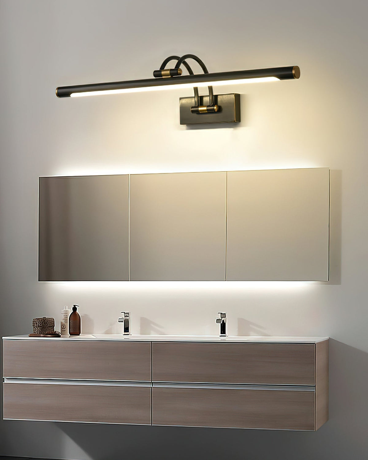Solarielle liniowy kinkiet Vanity Brass