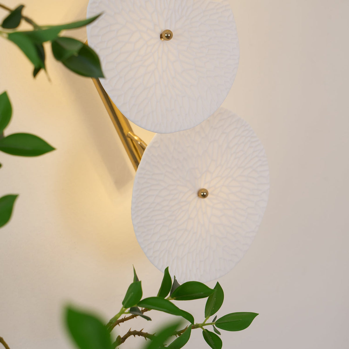 Lotus Petal Kinkiet ze szkła i ceramiki