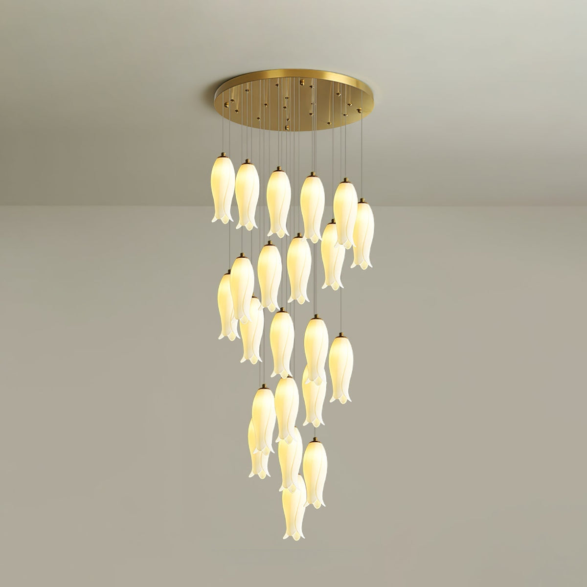 Sylirion żyrandol ze szkła Alabaster Brass