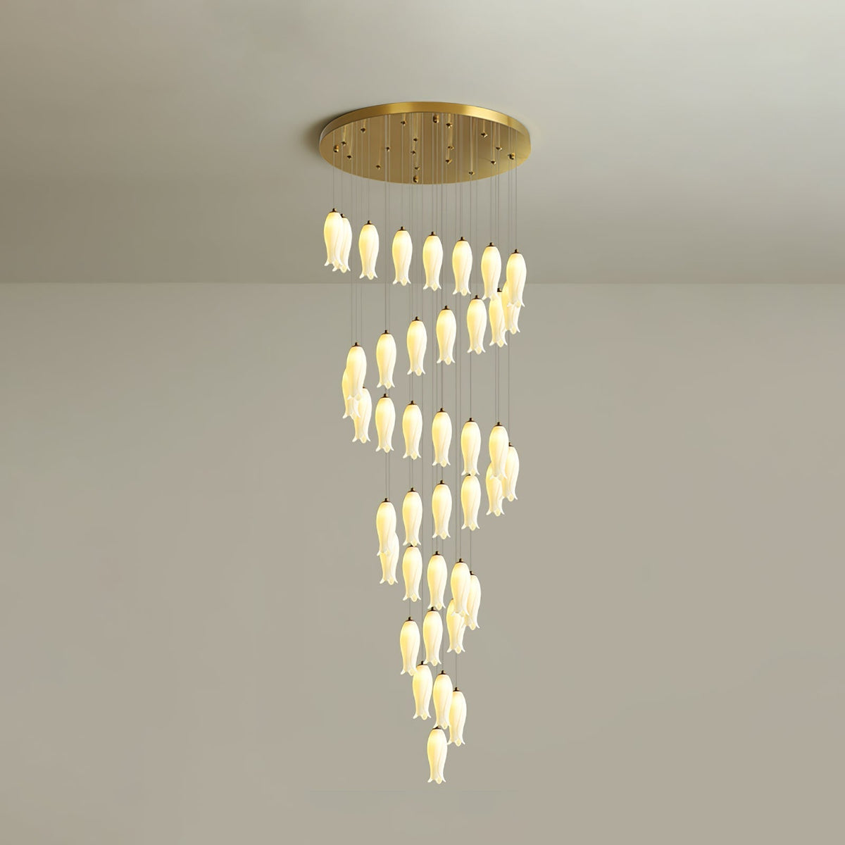 Sylirion żyrandol ze szkła Alabaster Brass