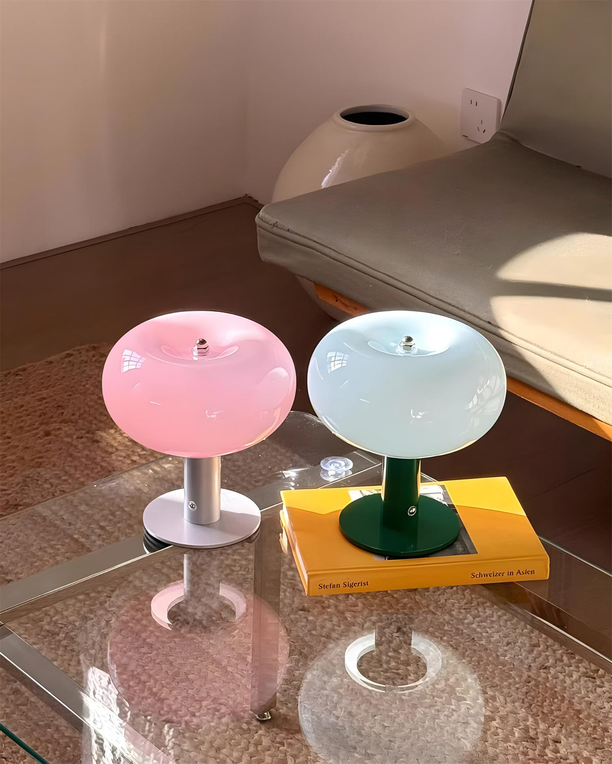 Dot lampa stołowa