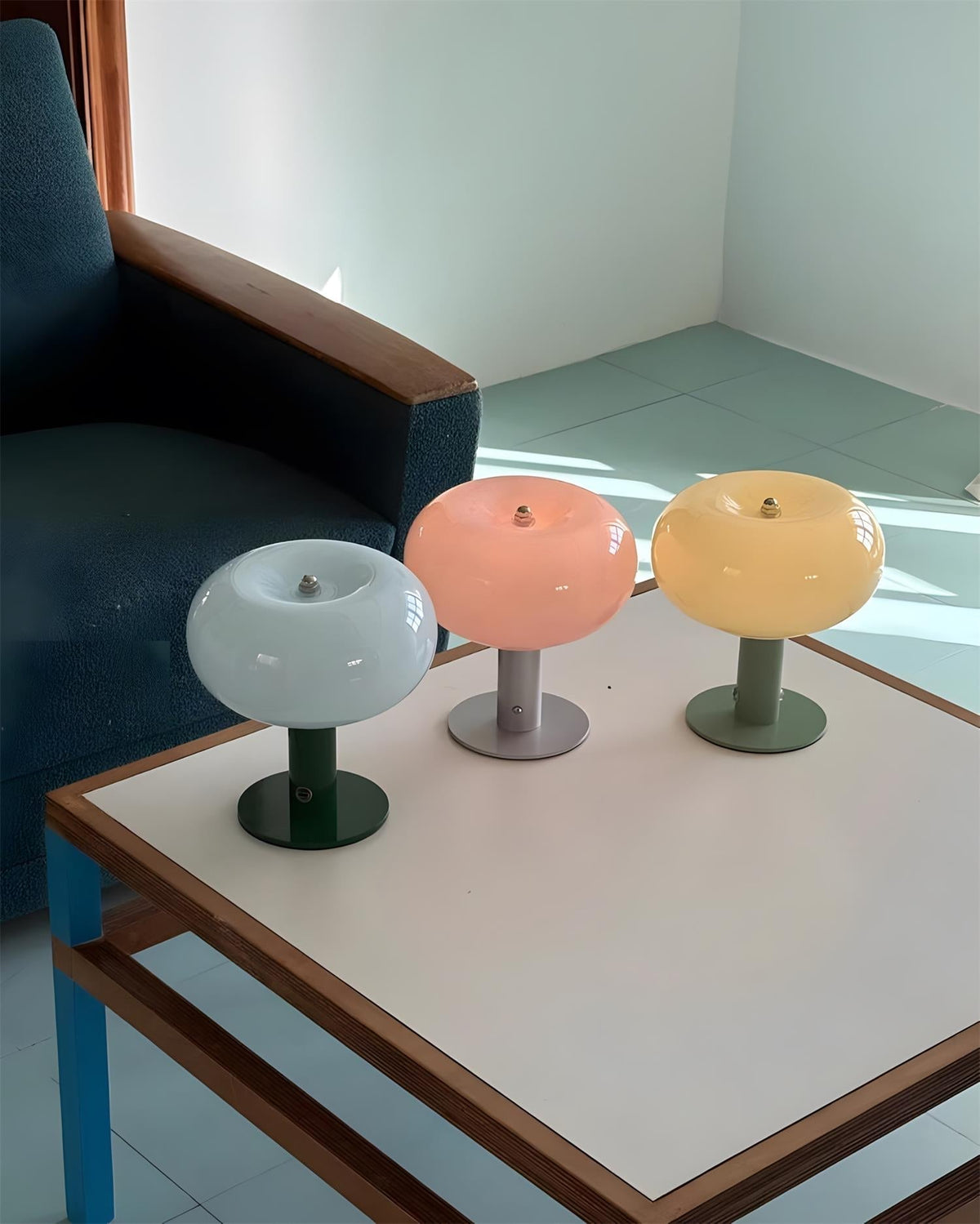 Dot lampa stołowa