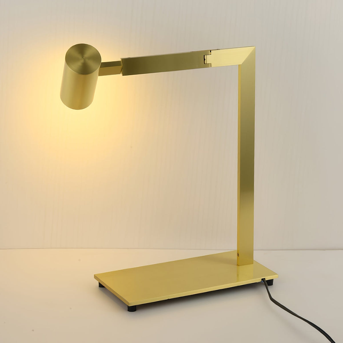 Emmeline nowoczesna lampa stołowa