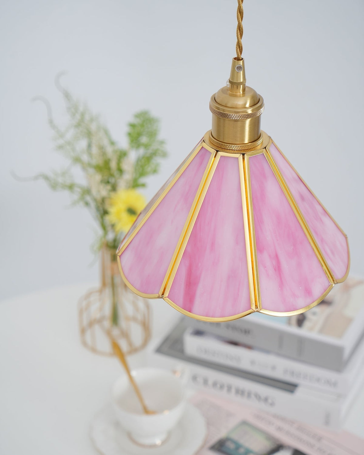 Lione różowa lampa wisząca ze szkła barwionego