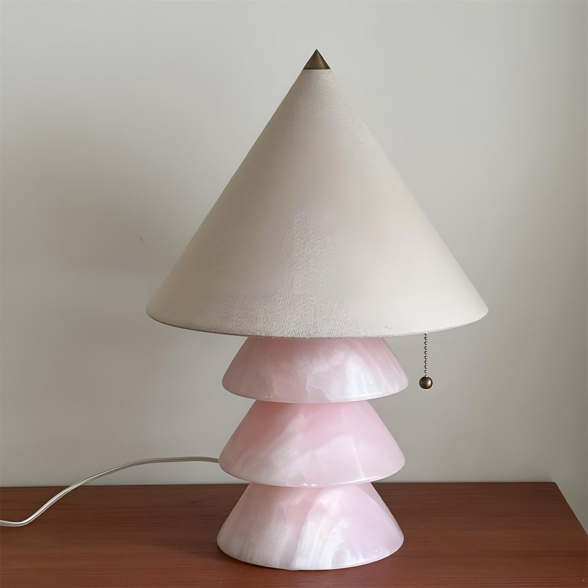Selelise lampa stołowa