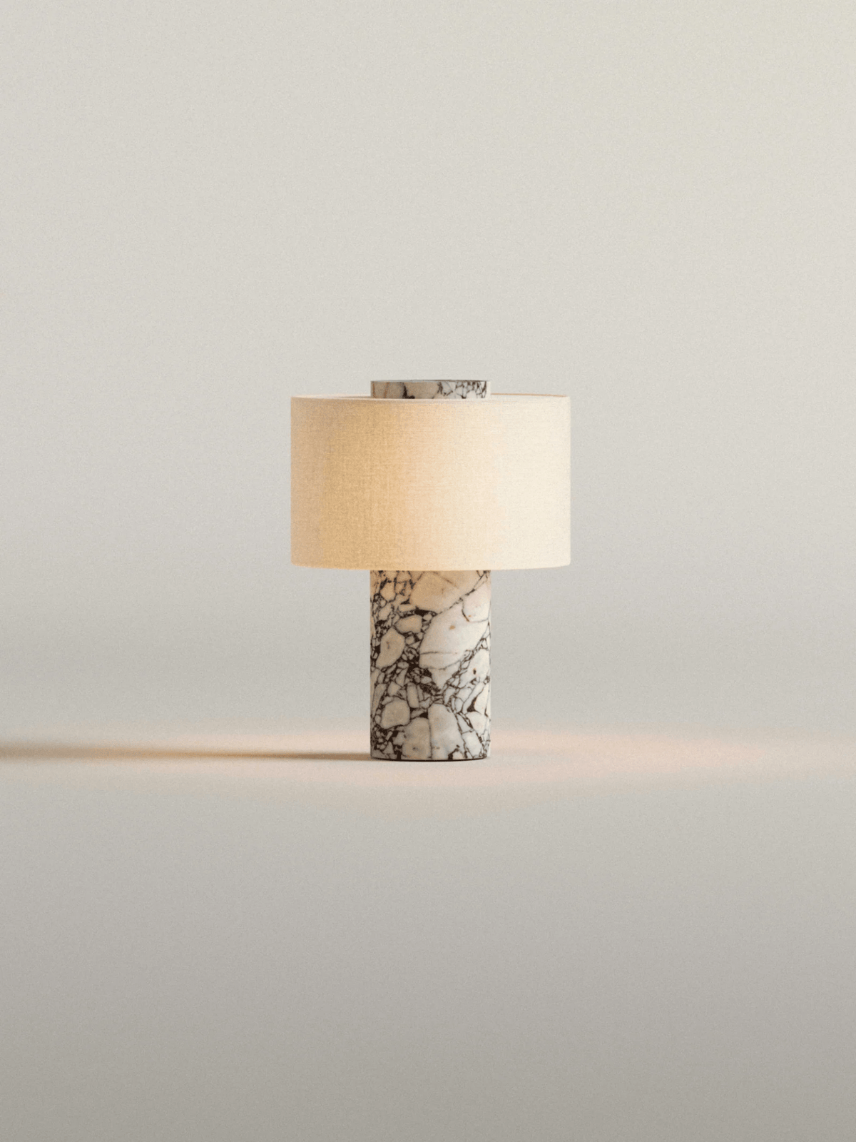 Kalwy cylindryczna lampa stołowa z travertynu w kolorze żółtym