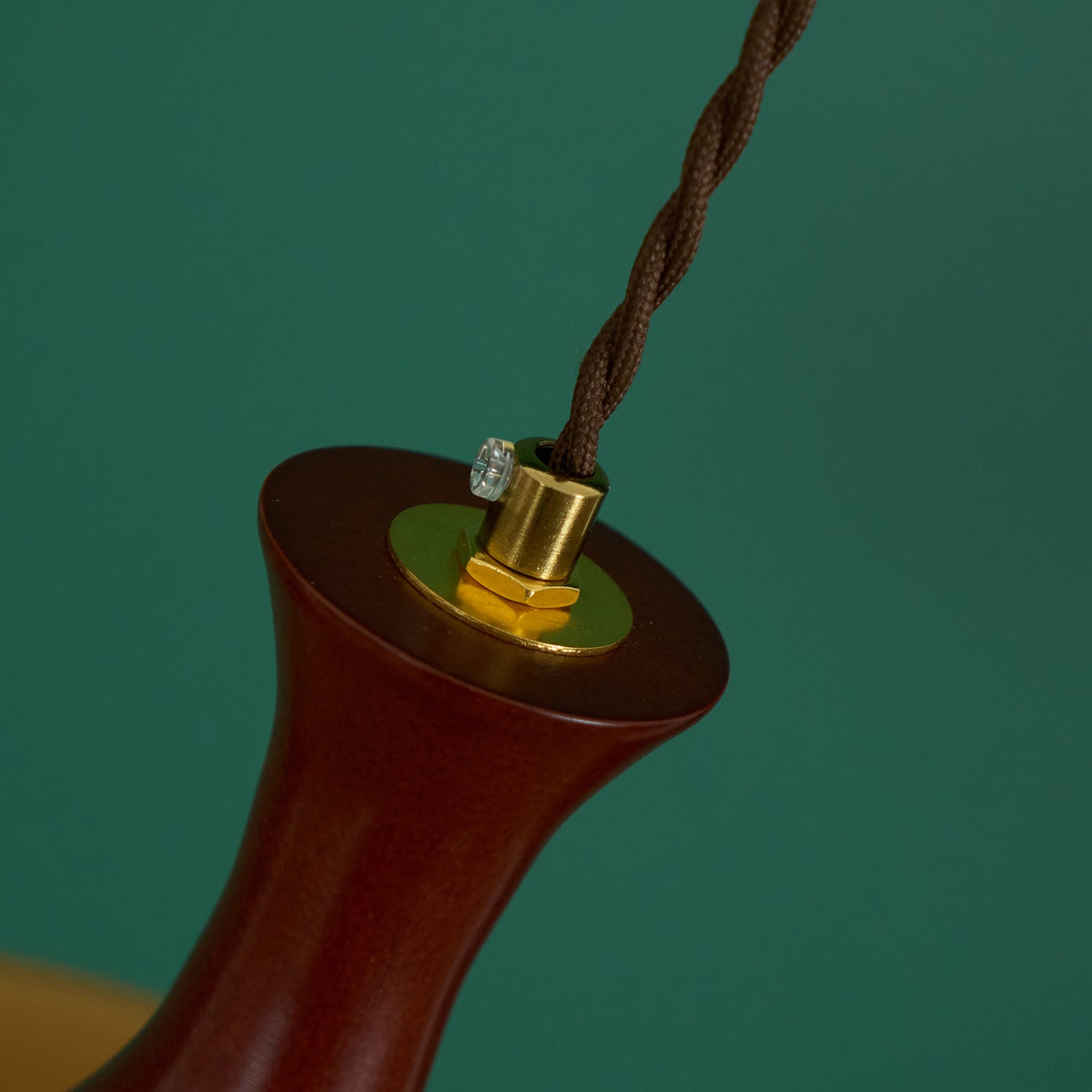 Chara lampa wisząca z wtyczką
