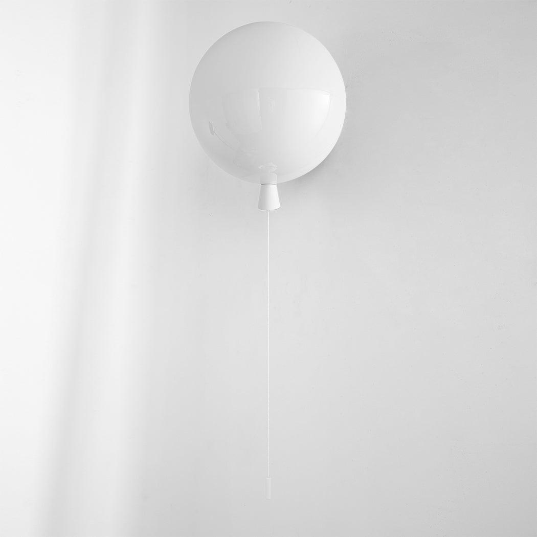 Kiri radosny żyrandol balonowy z plastiku do montażu ściennego