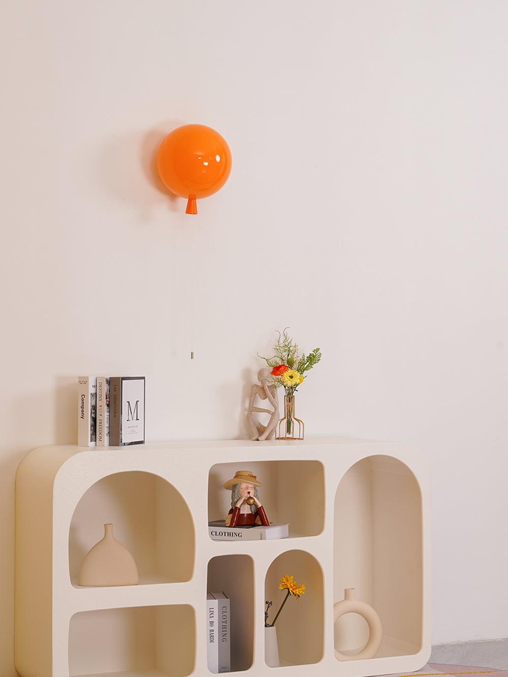 Kiri radosny żyrandol balonowy z plastiku do montażu ściennego
