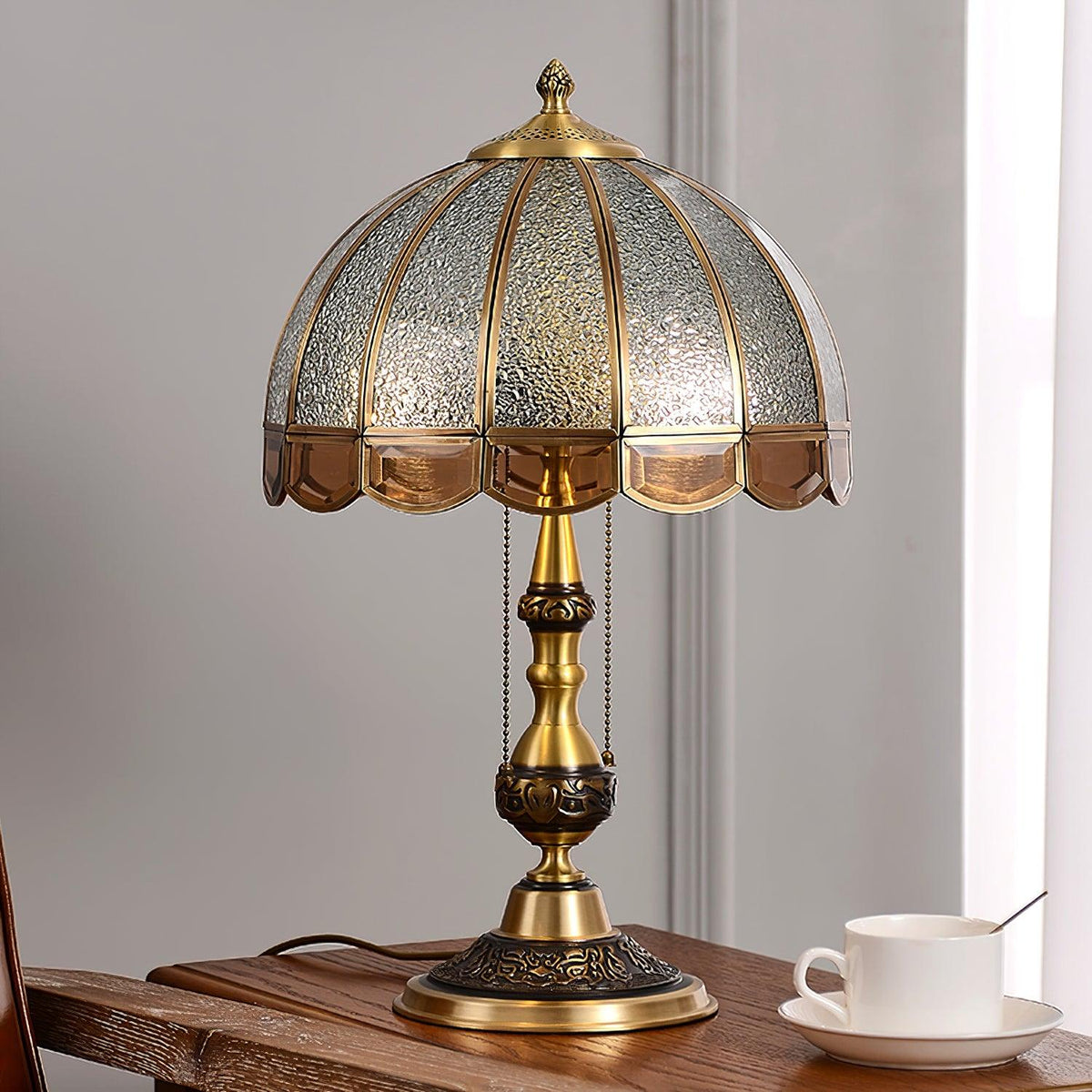 Brillix mosiężna lampa stołowa ze szkła