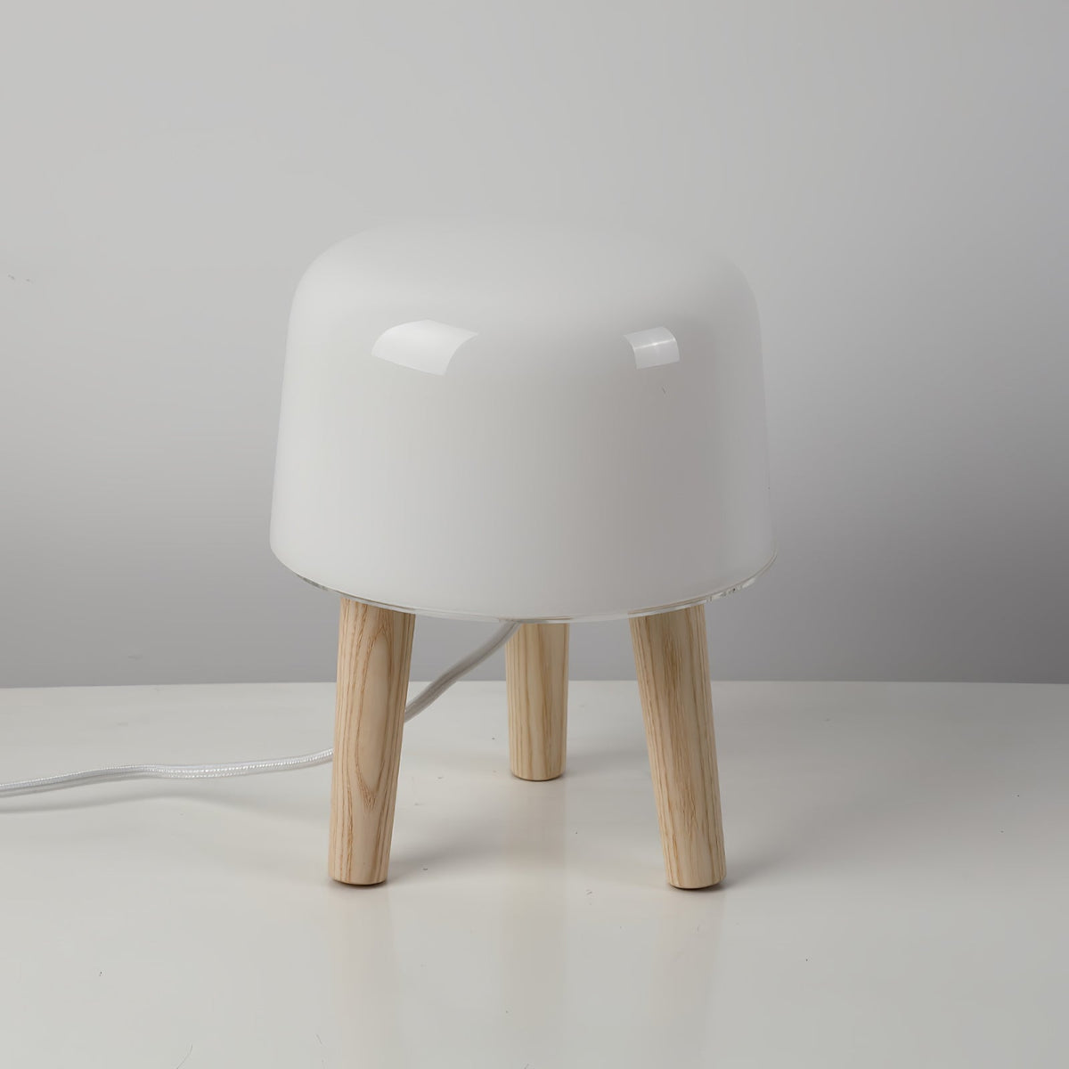 GlowPod lampa stołowa ze szkła i drewna w kolorze naturalnym & biała