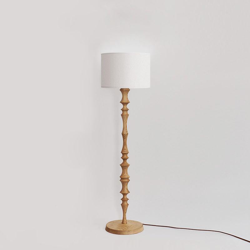 Vilten elegancka lampa stojąca z drewna