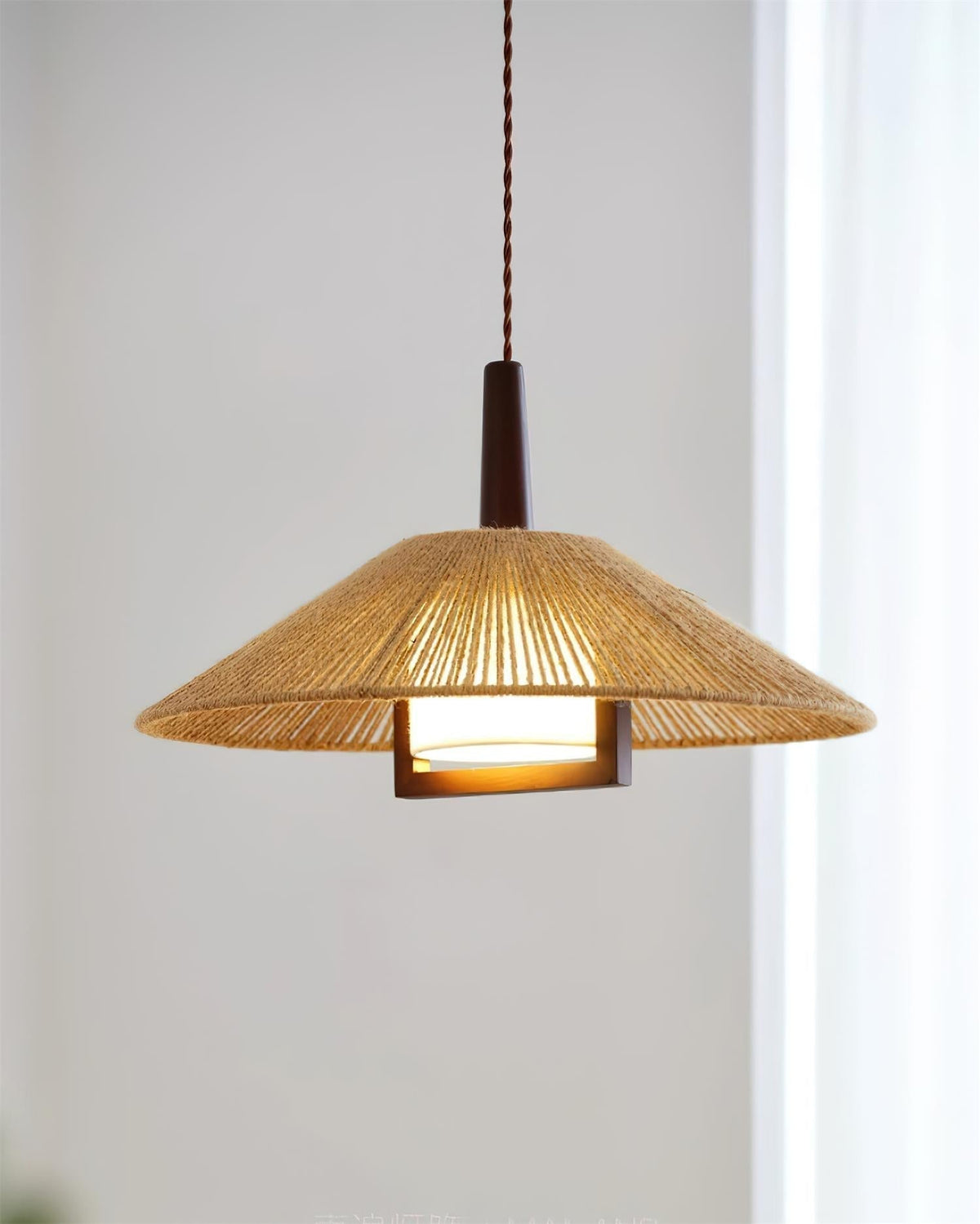 Fidoya wisząca lampa stożkowa z plecionki rattanowej