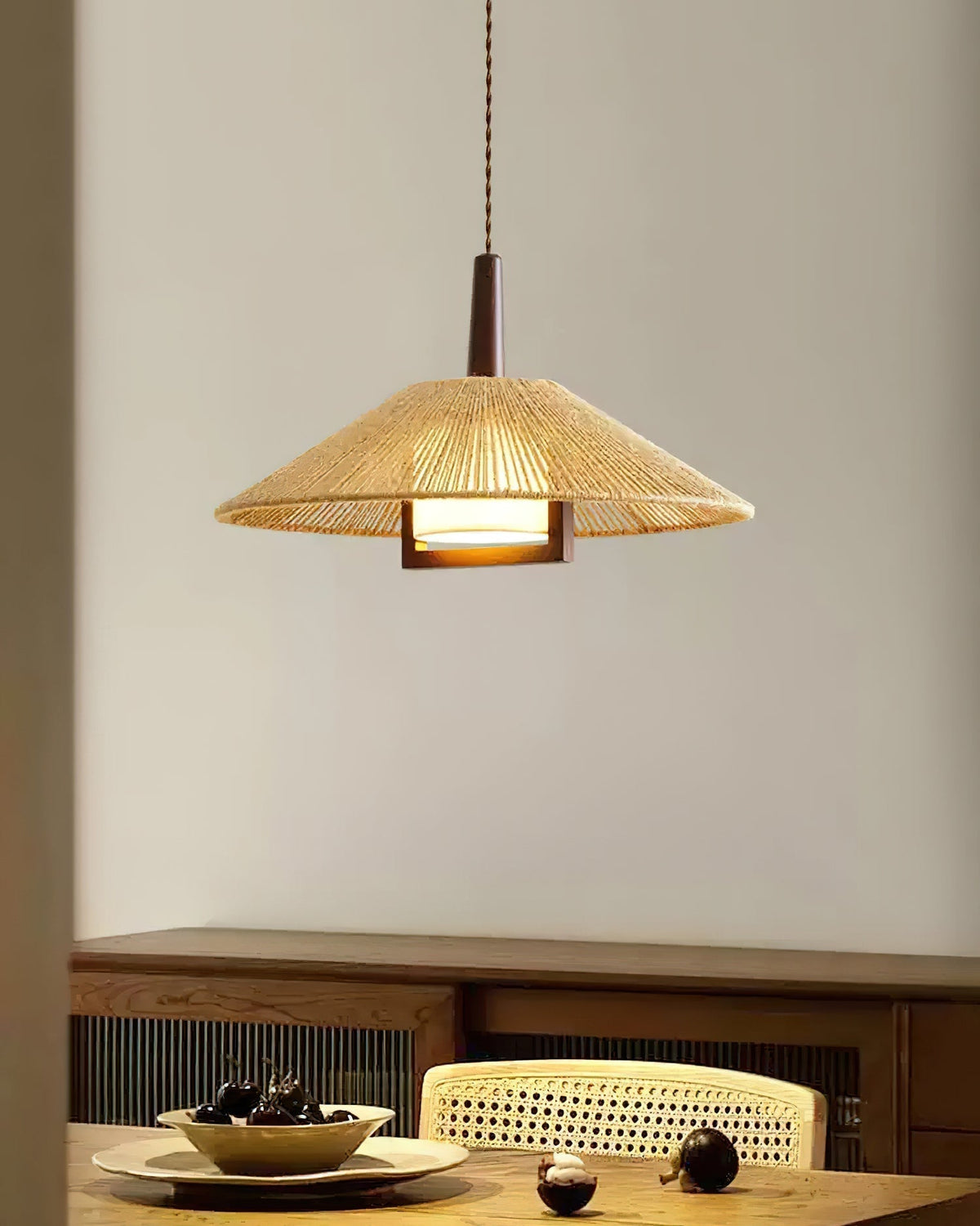 Fidoya wisząca lampa stożkowa z plecionki rattanowej