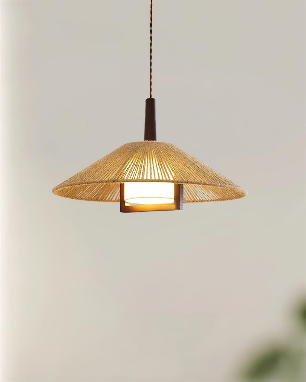 Fidoya wisząca lampa stożkowa z plecionki rattanowej