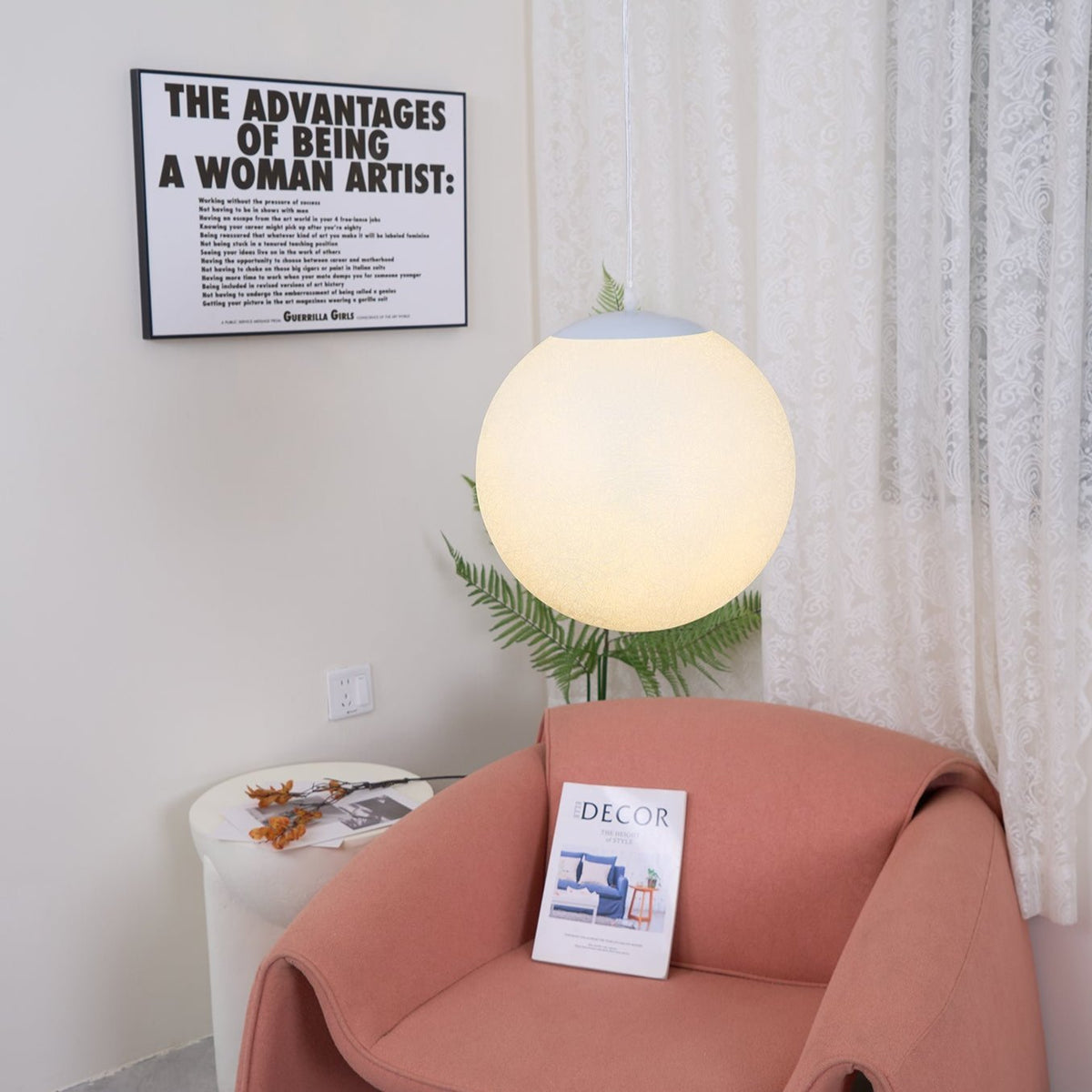 Lampa wisząca Lustra w kształcie księżyca do salonu